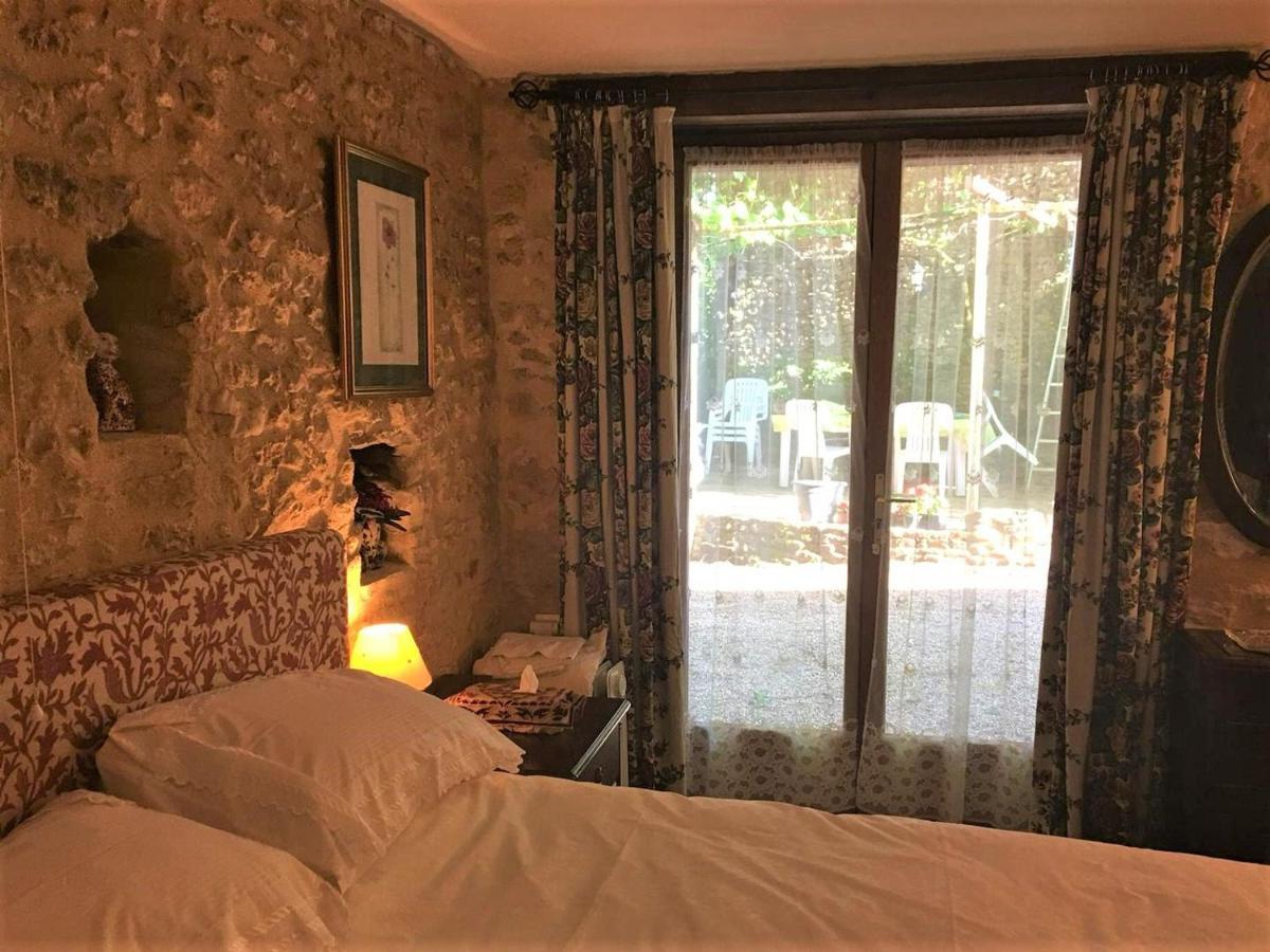 Chambres D'Hotes Les Coustilles Saint-Alvere Экстерьер фото