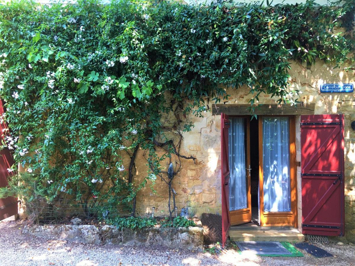 Chambres D'Hotes Les Coustilles Saint-Alvere Экстерьер фото