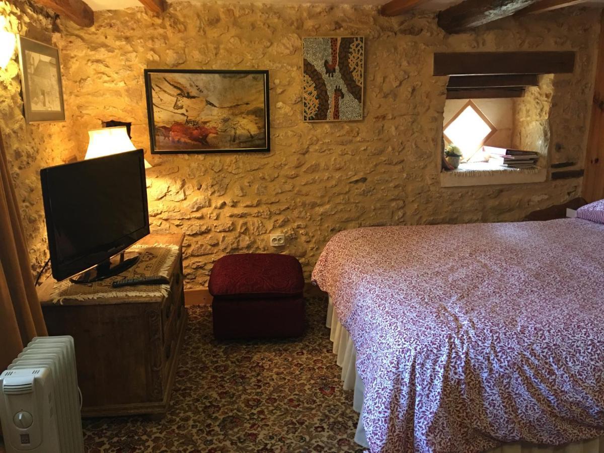 Chambres D'Hotes Les Coustilles Saint-Alvere Экстерьер фото