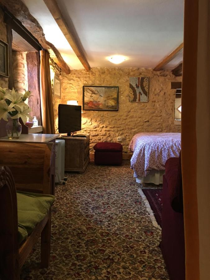 Chambres D'Hotes Les Coustilles Saint-Alvere Экстерьер фото