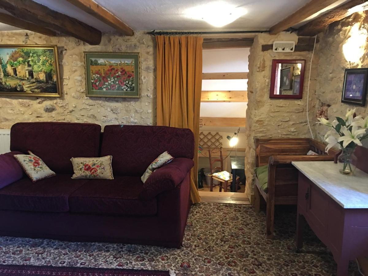 Chambres D'Hotes Les Coustilles Saint-Alvere Экстерьер фото